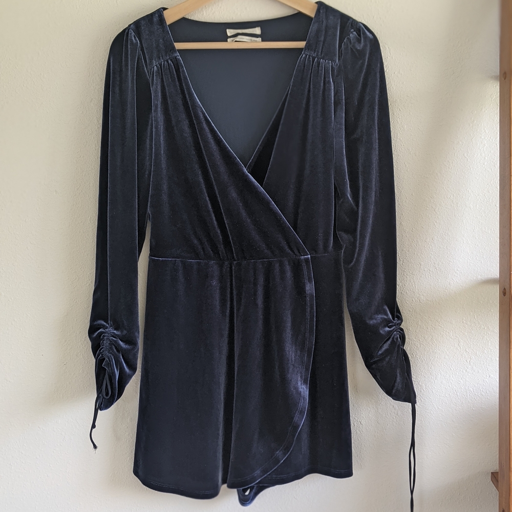 Urban Outfitters Goldmine Surplice Velvet Faux Wrap Romper - Midnight Navy Sz M